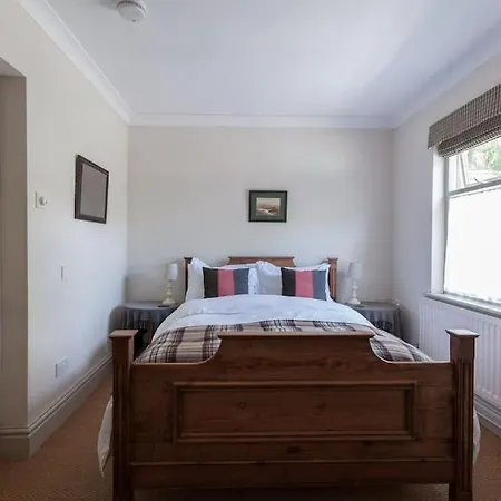 בית נופש Woodlands House *