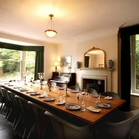 펜션 Woodlands House *