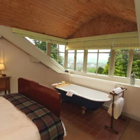 Woodlands House 펜션