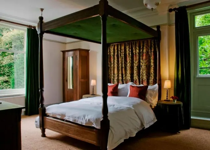 Woodlands House Holiday home *