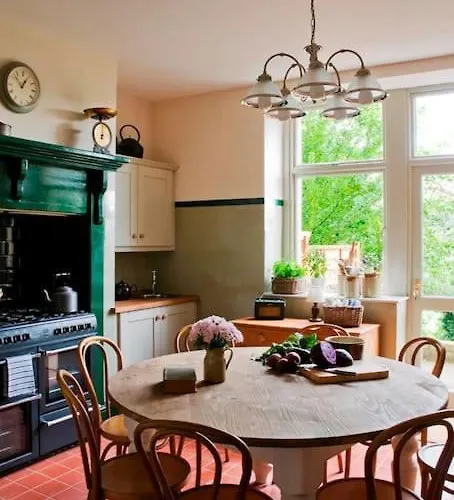 Woodlands House Holiday home