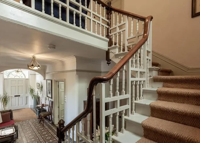 Holiday home Woodlands House