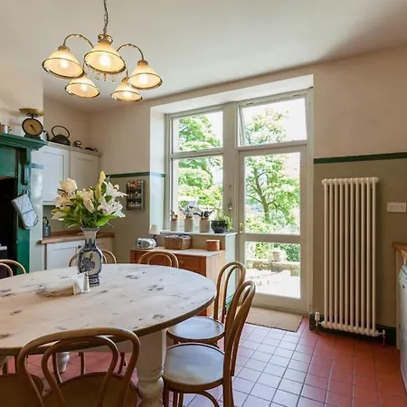Woodlands House Giggleswick